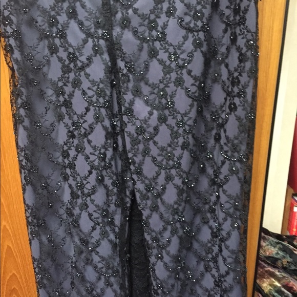 SHELLY SEGAL Satin, lace beaded cropped dress pants  violet/ black EUC - Picture 4 of 5